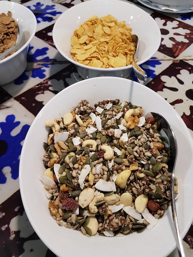 Royal Obidos Scenic Resort Praia del Rei Екстериор снимка Muesli with nuts and coconut